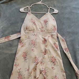 No boundaries dress, m 7-8, white and pink floral summer dress,
